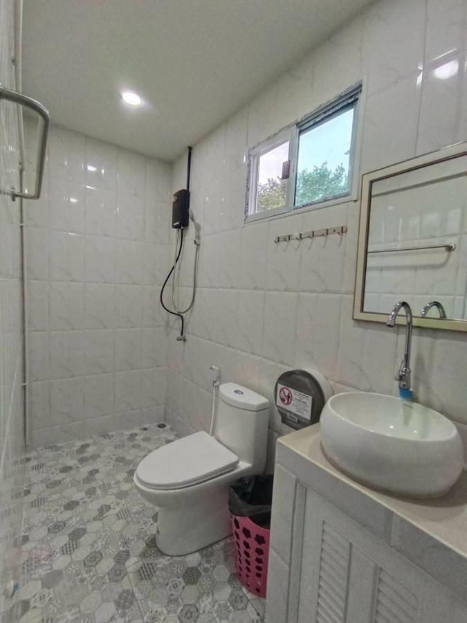 קו פי פי Blanco Beach Bar Hostel מראה חיצוני תמונה